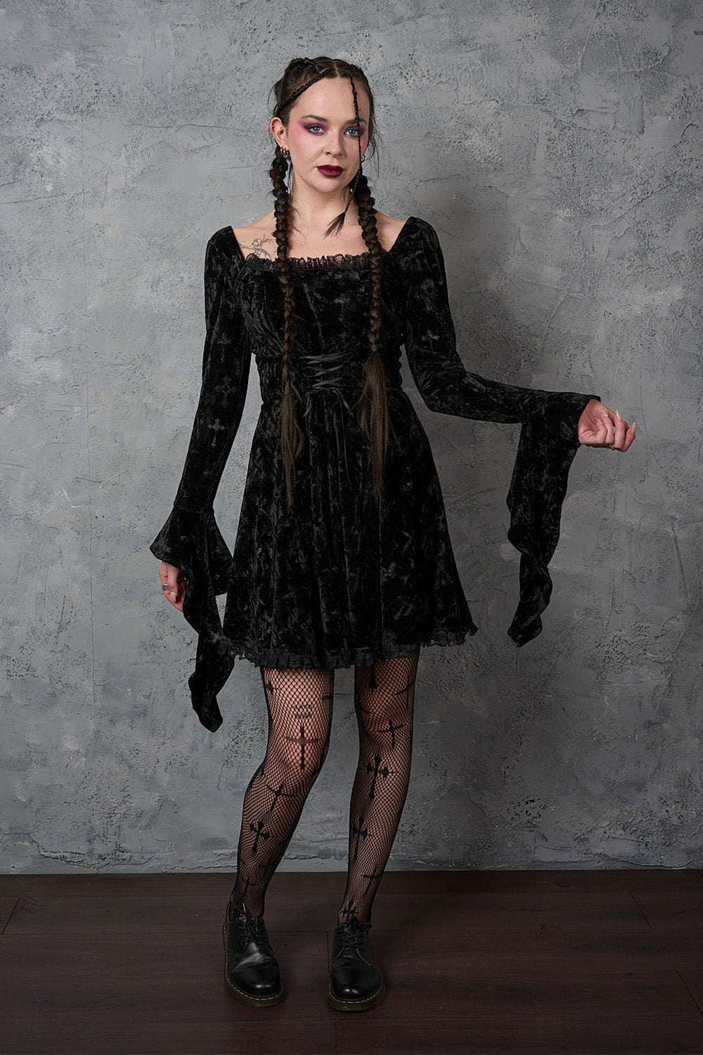 Banned Apparel Sanctum Velvet Dress [Black]