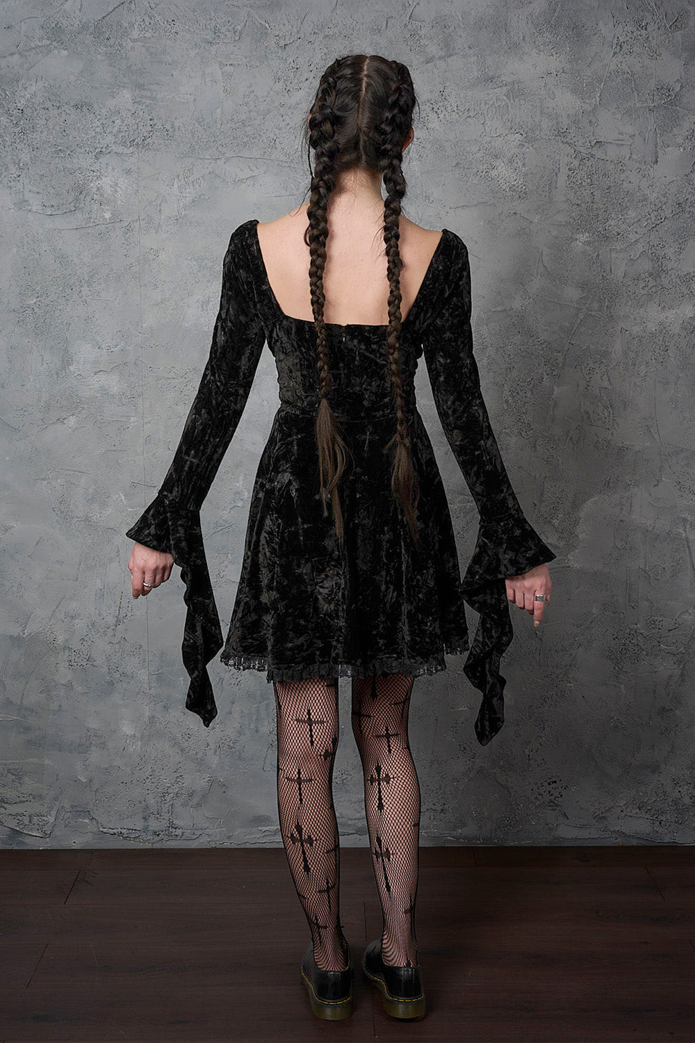 Banned Apparel Sanctum Velvet Dress [Black]